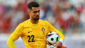 Thủ môn Diogo Costa